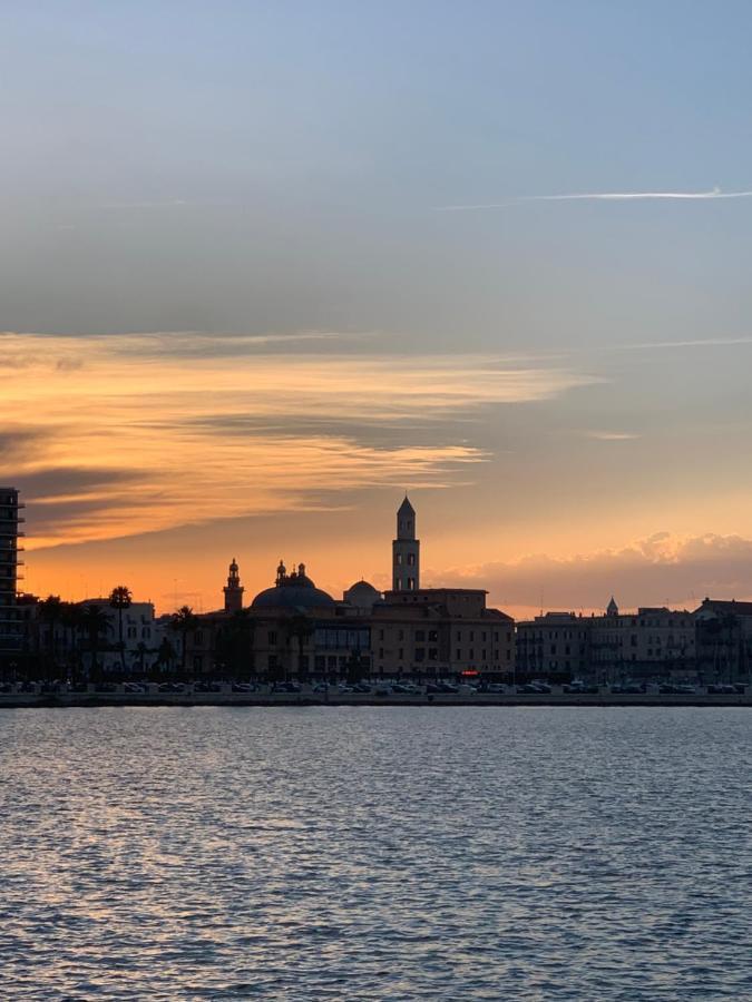 Porto Antico Villa Bari Bagian luar foto