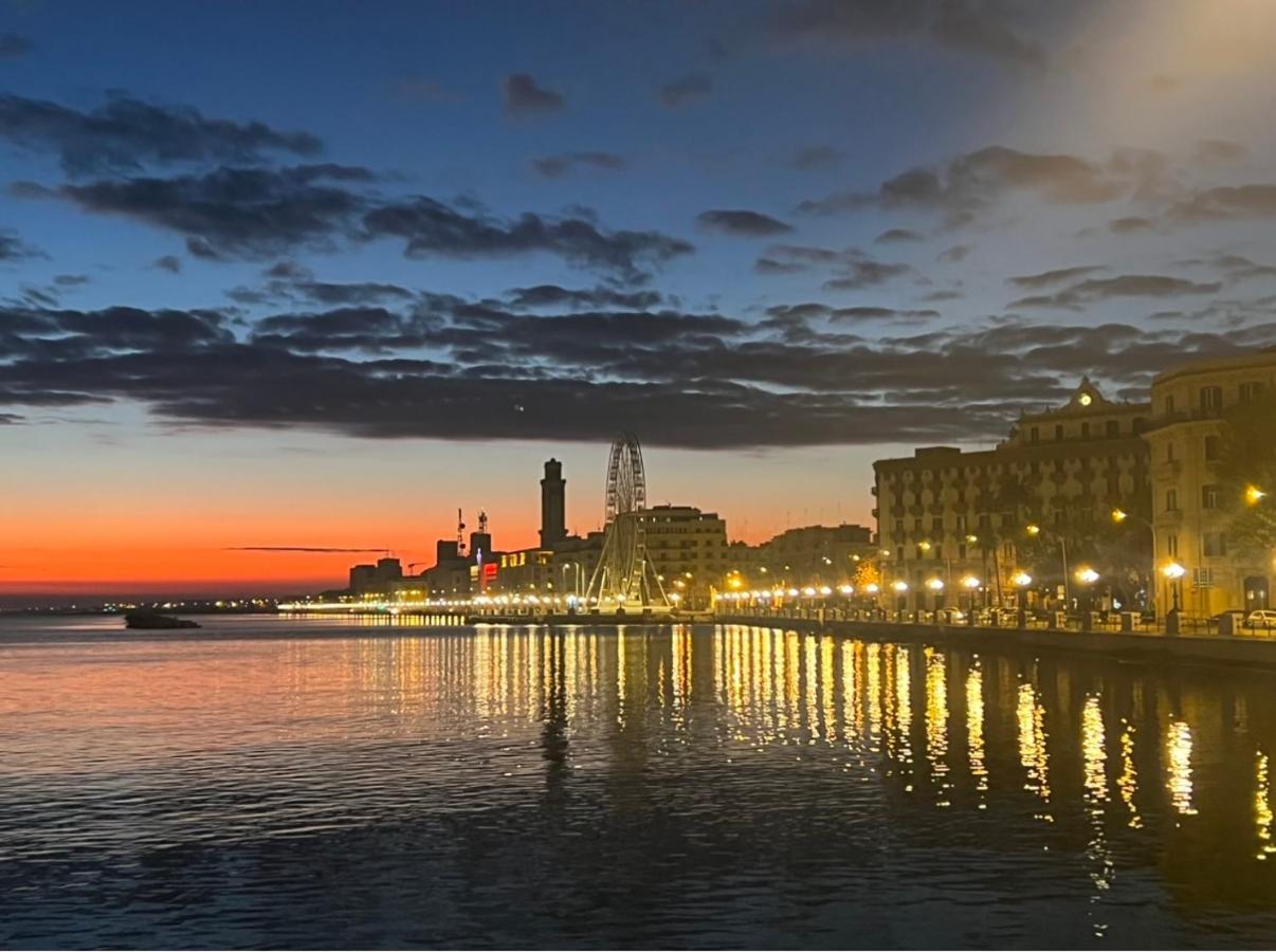 Porto Antico Villa Bari Bagian luar foto